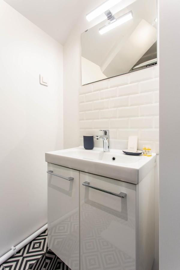 Cmg Manouchian C - Saint Fargeau Appartement Parijs Buitenkant foto
